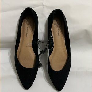 Brand new faux suede pointed toe black flats
